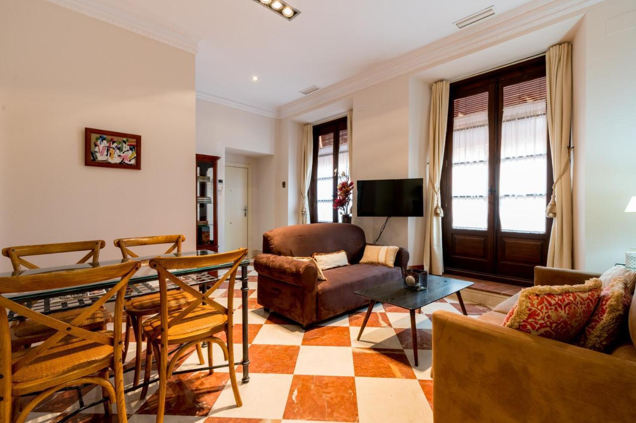 Quevedo Suite 세비야 외부 사진